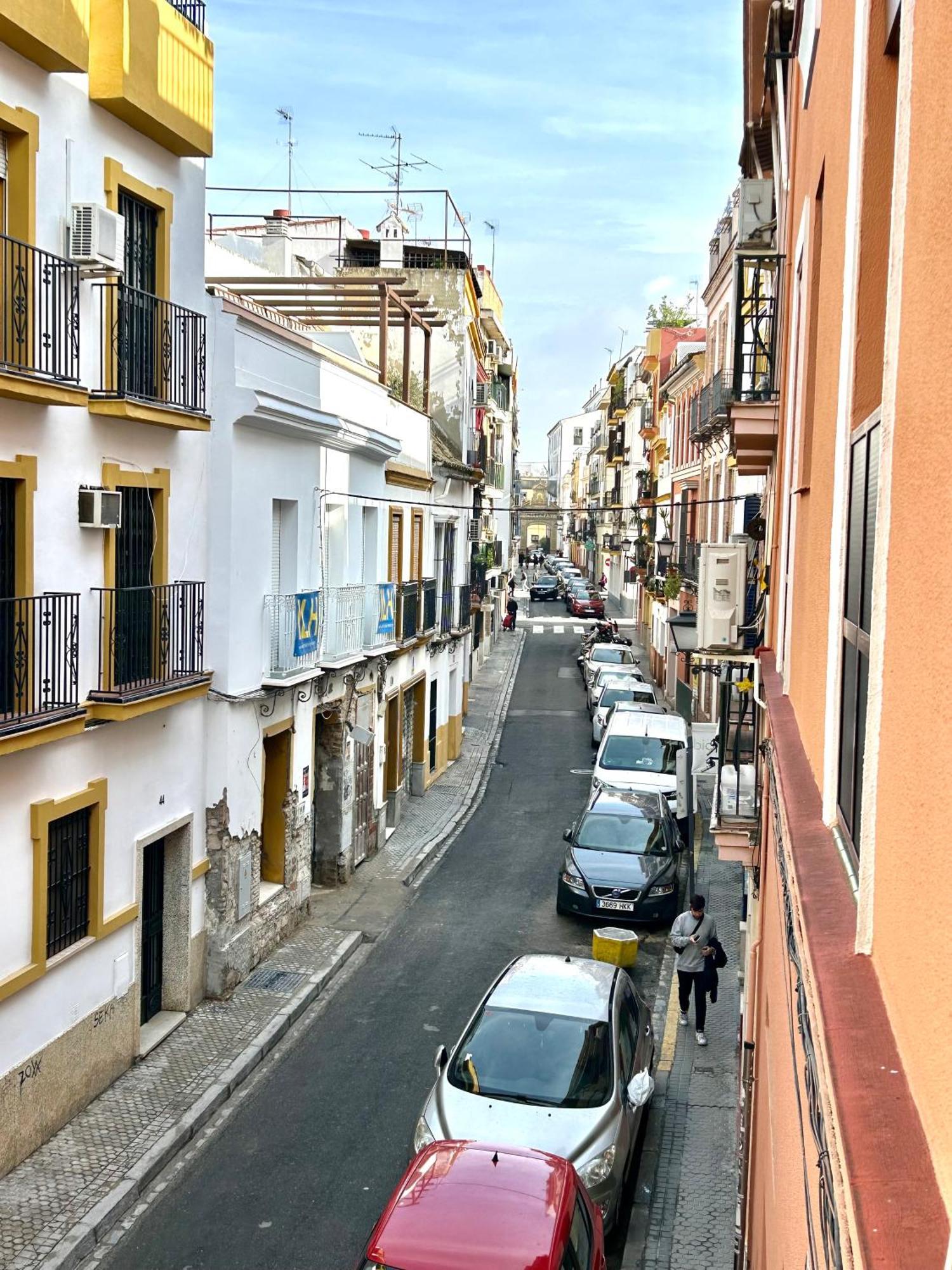 Hispalis Columnas De La Alameda Sevilla Kültér fotó